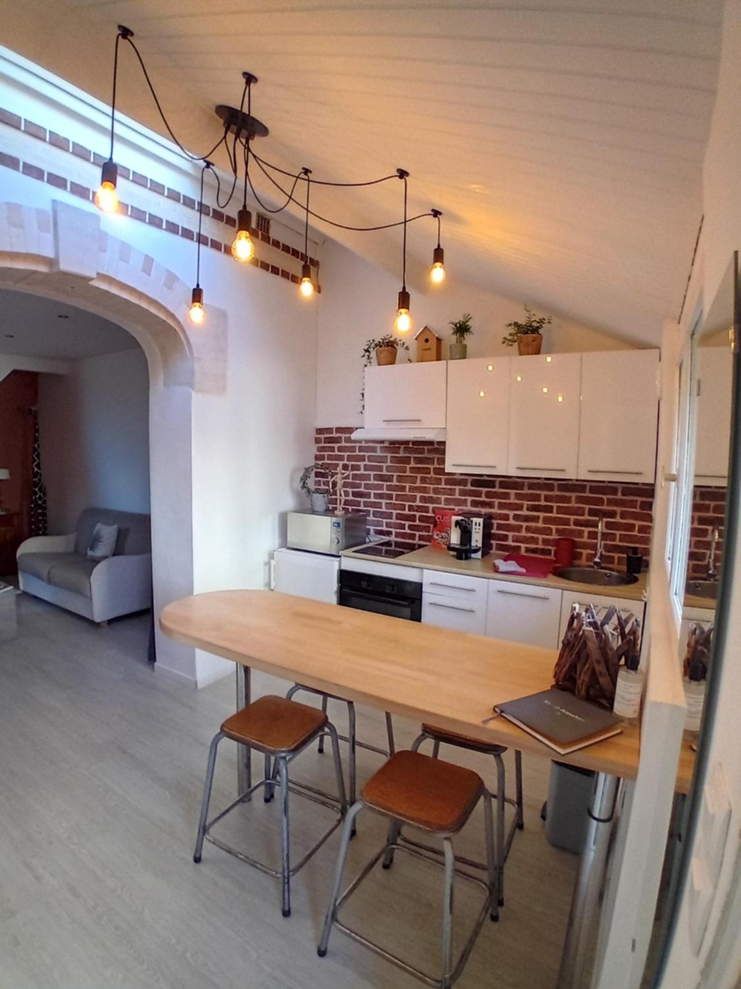 Les Etapes Chartraines Parking Wifi Jaccuzi Appartement Chartres